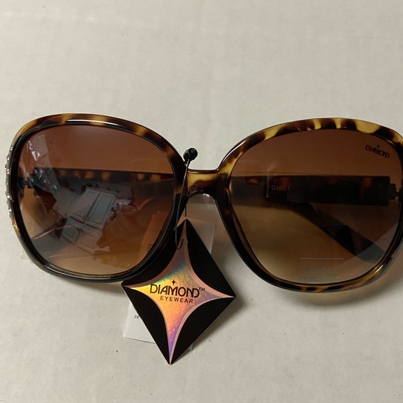2 for $30 sunglasses with rhinestones - Picture 1 of 2
